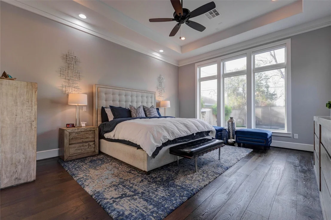 Photo of 2111 Saxon Drive
