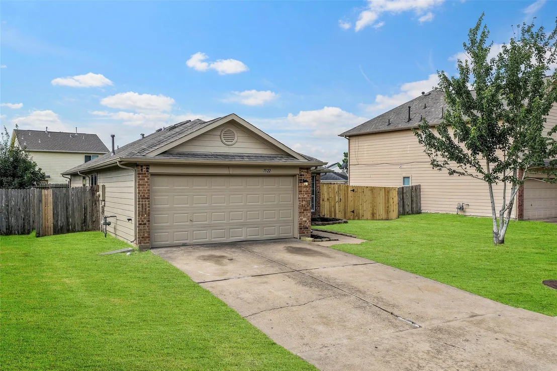 Photo of 7522 Pheasant Grove Drive
