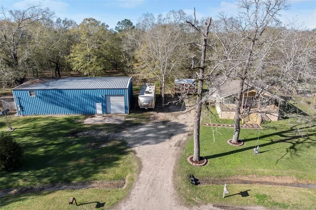 Photo of 21500 Vermillion