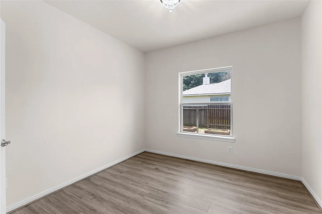 Photo of 6923 Dillon Drive