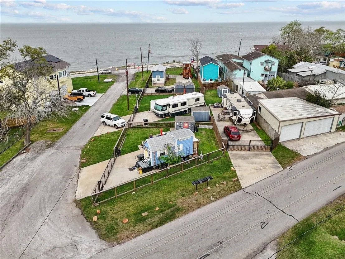 Photo of 4403 W Bayshore Drive