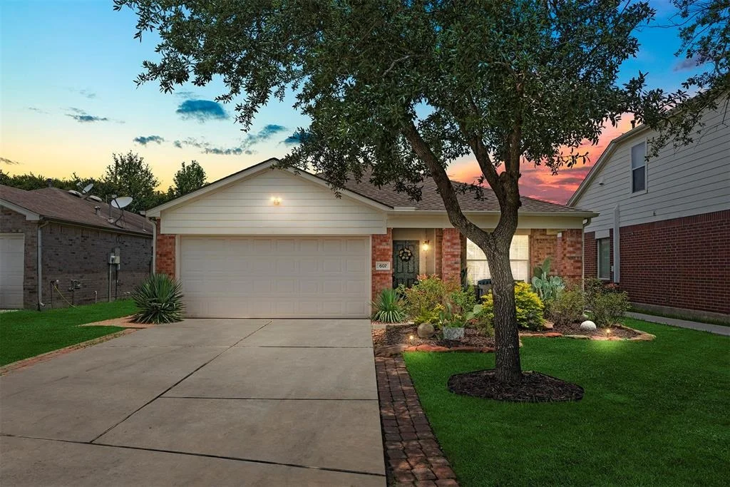 Photo of 607 Cypresswood Ridge
