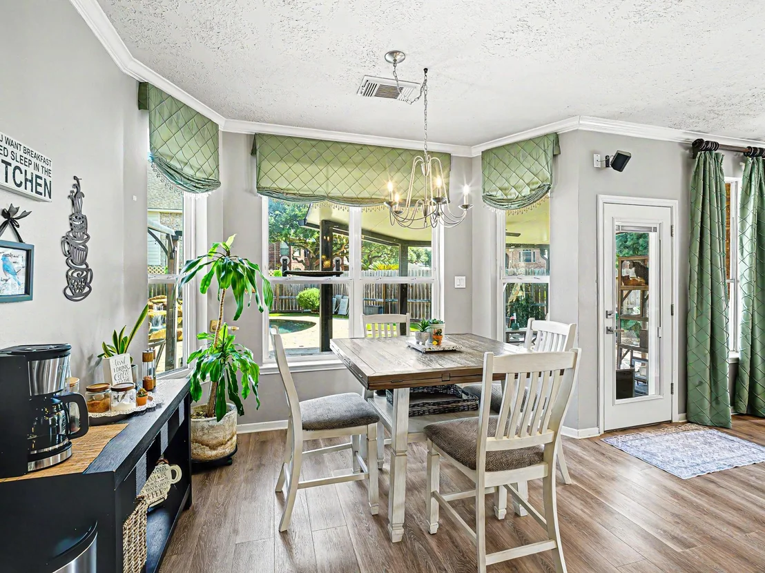 Photo of 23006 Heathercroft Drive