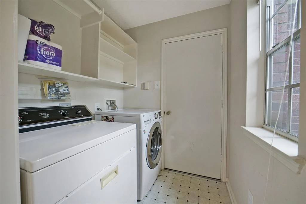 Photo of 7015 Jasmine Trail