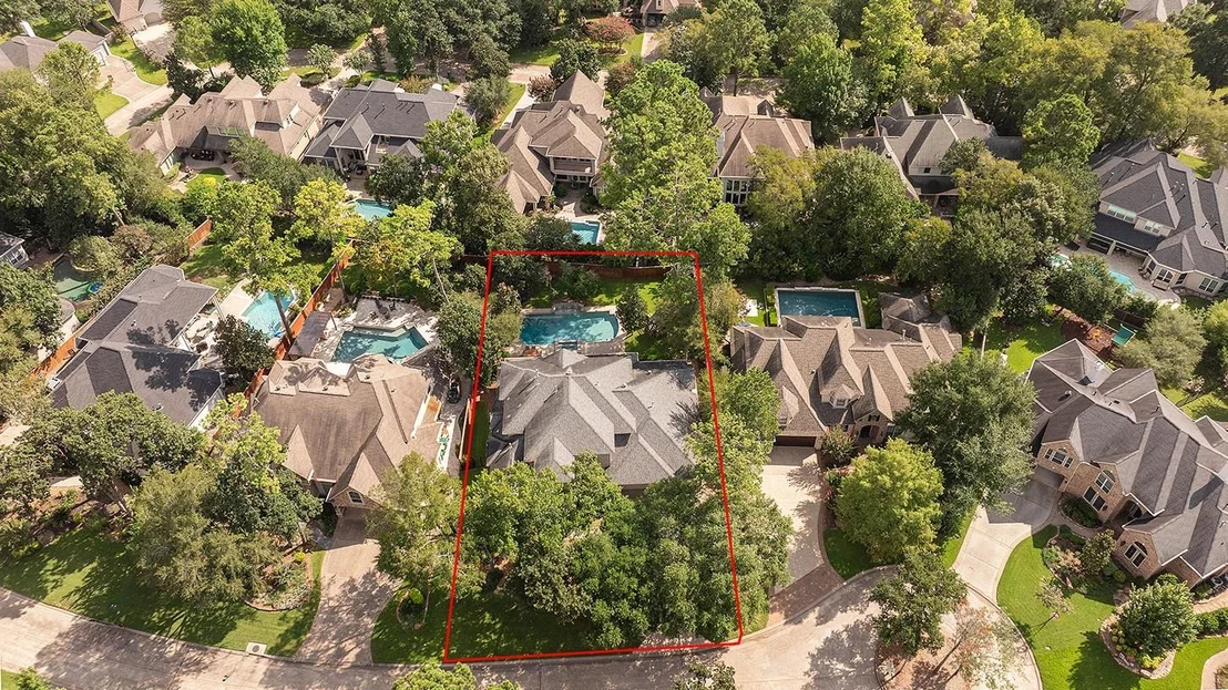 Photo of 10 Snow Pond Place