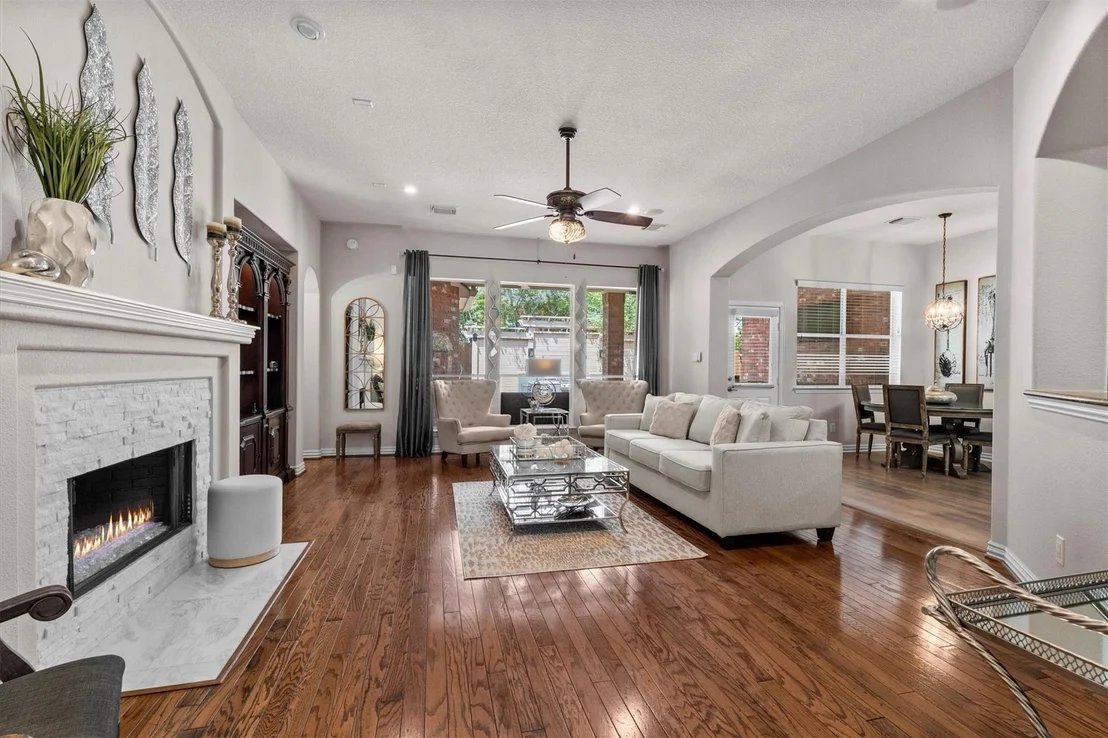 Photo of 6818 Ashton Pines Lane