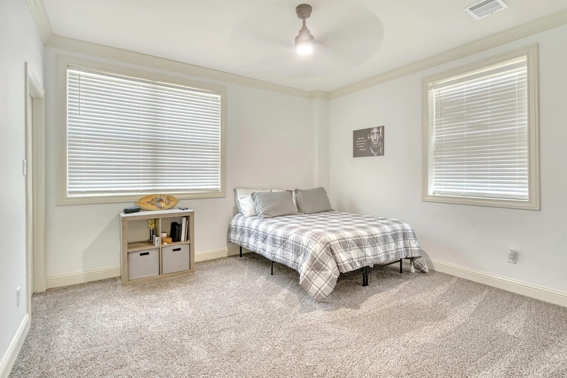 Photo of 5792 Andert Road