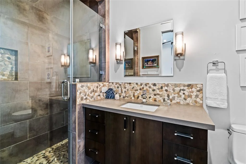 Photo of 1017 River Glyn Drive