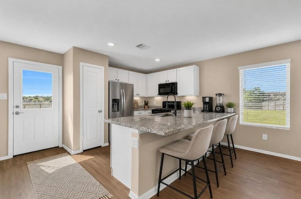 Photo of 521 Maple Bend Lane