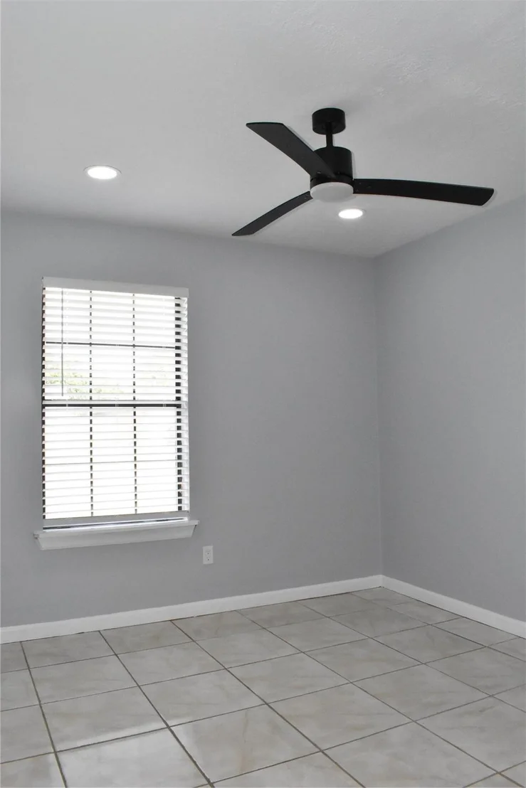 Photo of 1347 Somercotes Lane