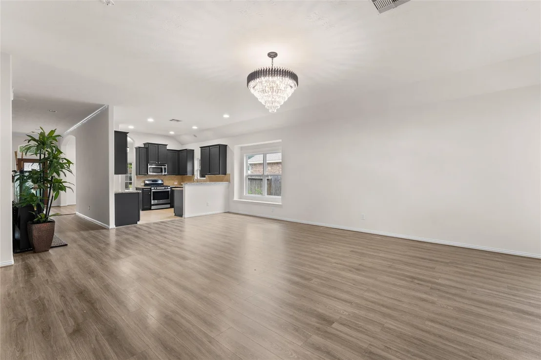 Photo of 6923 Dillon Drive