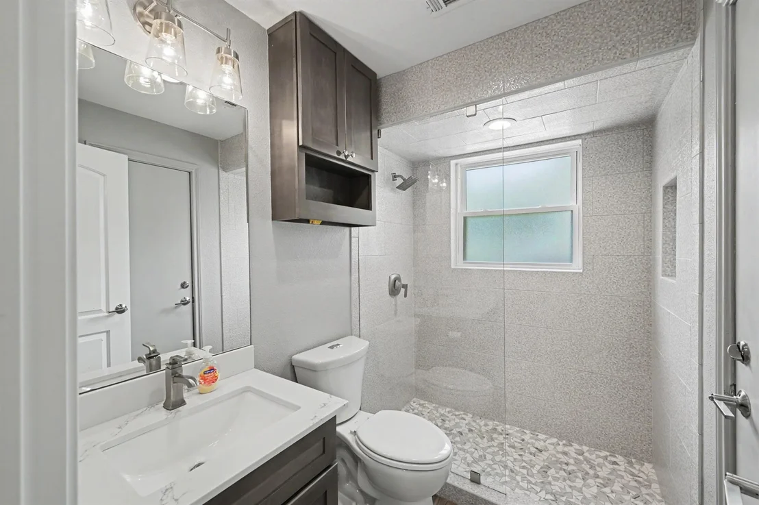 Photo of 60 La Jolla Circle