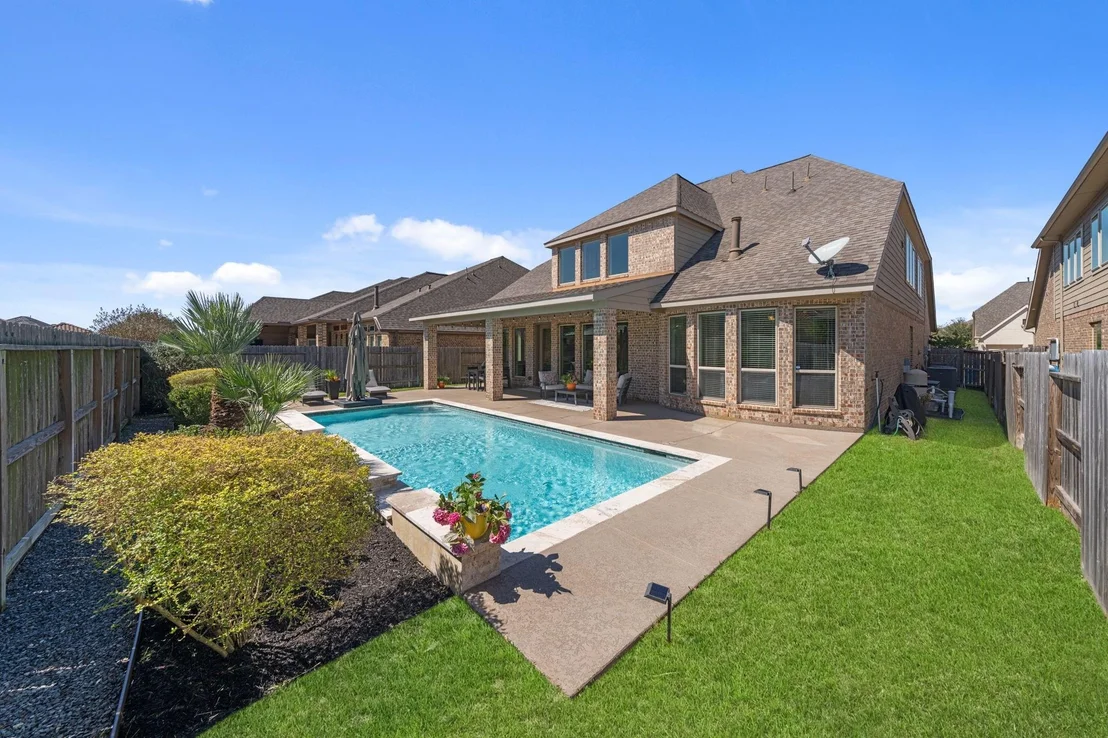 Photo of 18911 New Birmingham Drive