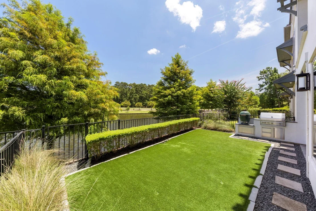 Photo of 111 Vue Point Place