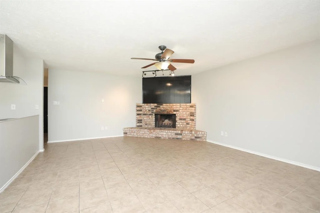 Photo of 17602 Wolf Hollow Drive