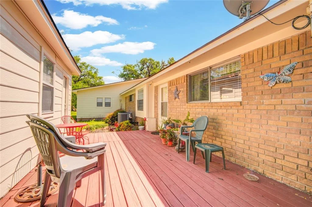 Photo of 95 Robinhood Lane