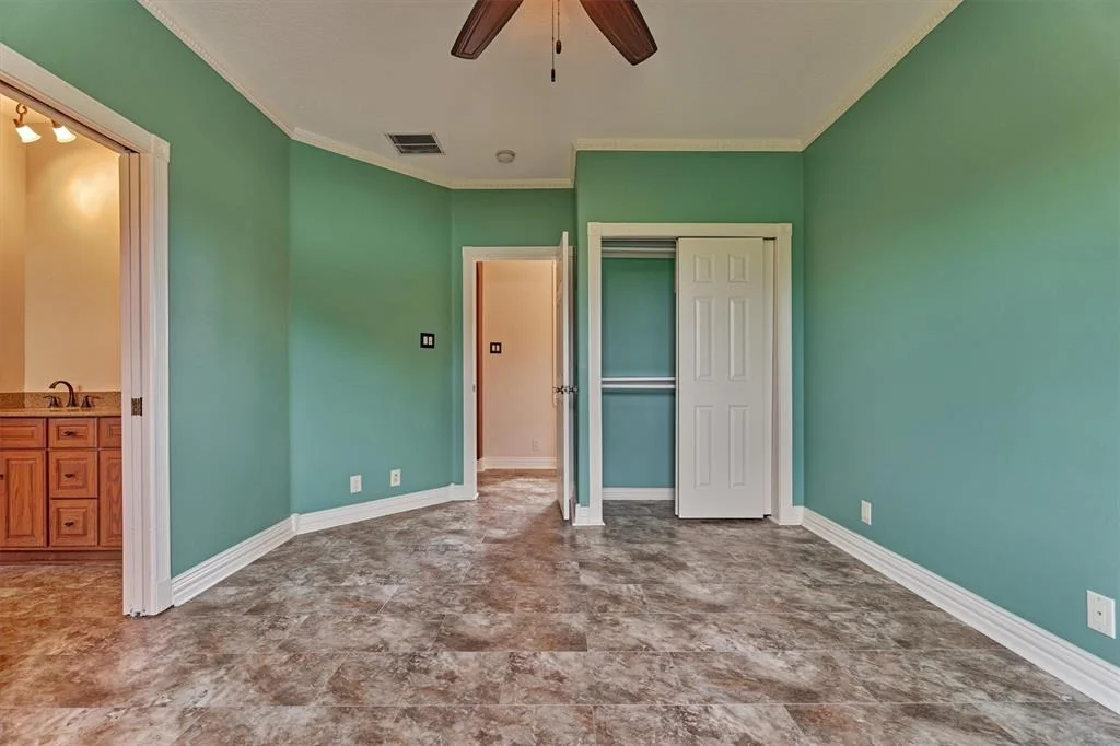Photo of 10892 Bourbon Street