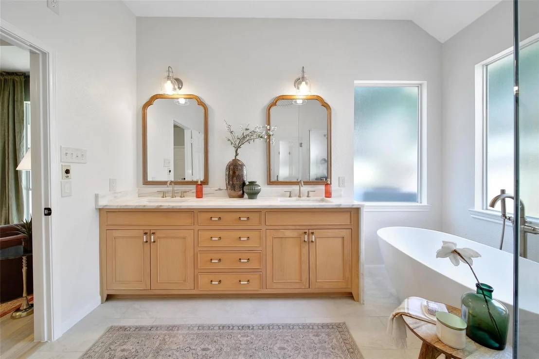 Photo of 43 E Sandalbranch Circle