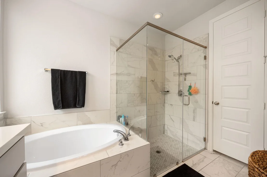 Photo of 8711 Harbor Pines Drive