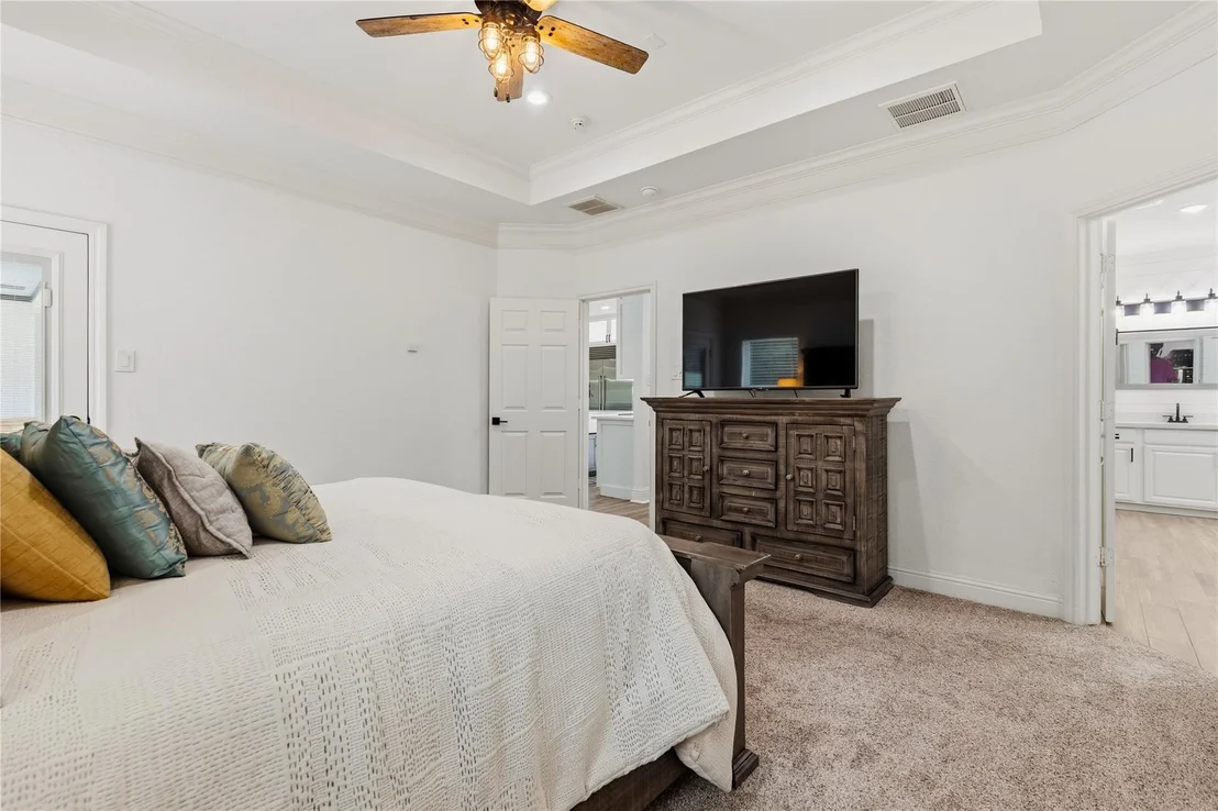 Photo of 9703 Crestwater Circle