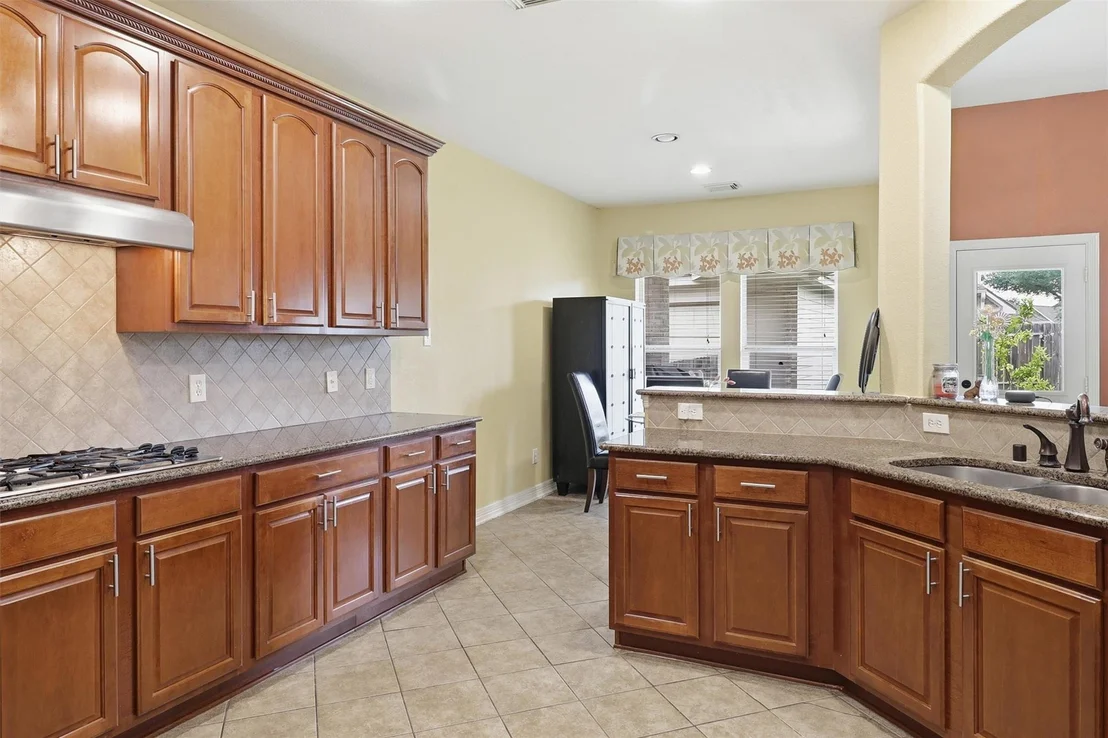 Photo of 20318 Pebble Hollow