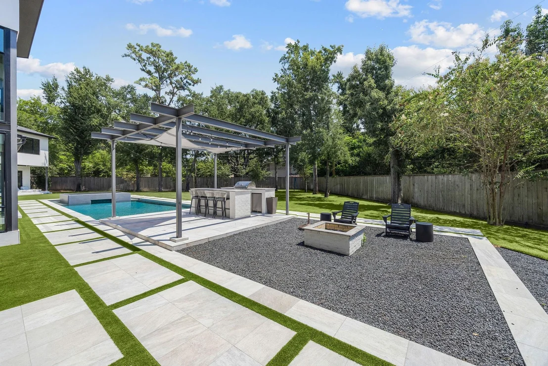 Photo of 12427 Pebblebrook Drive