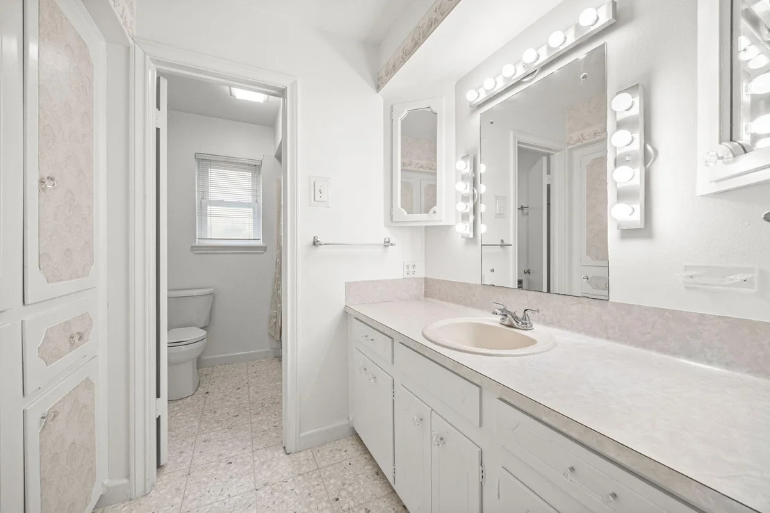 Photo of 11407 Valley Spring Drive