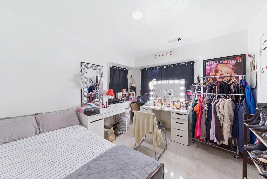 Photo of 5915 Black Maple Lane