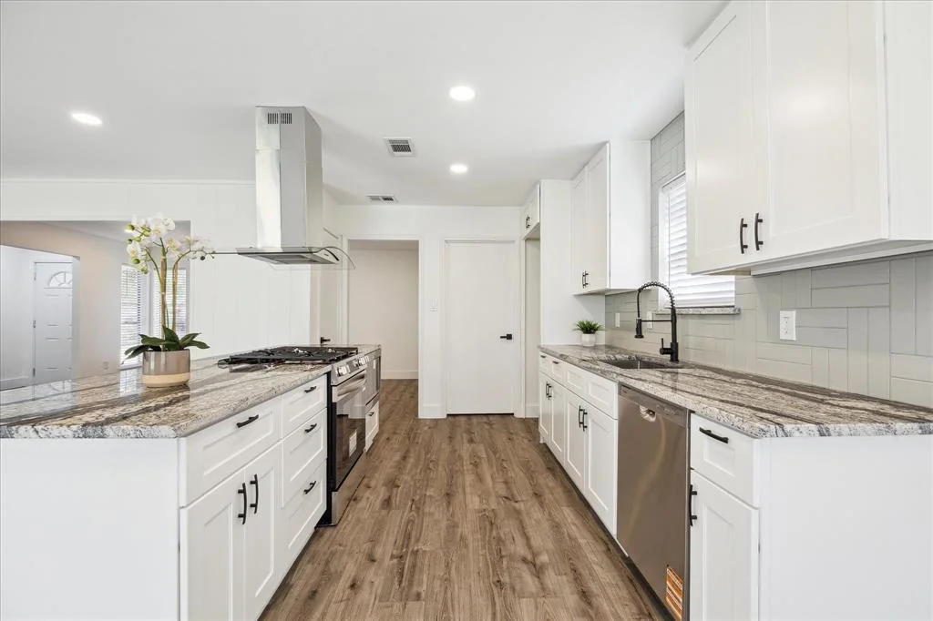 Photo of 12414 Whittington Drive