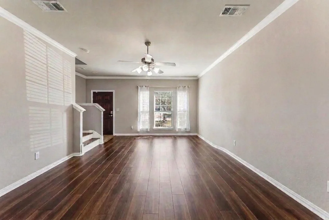 Photo of 512 Forest Village Circle