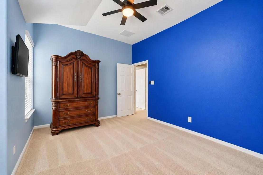 Photo of 15402 Hazen Point Drive