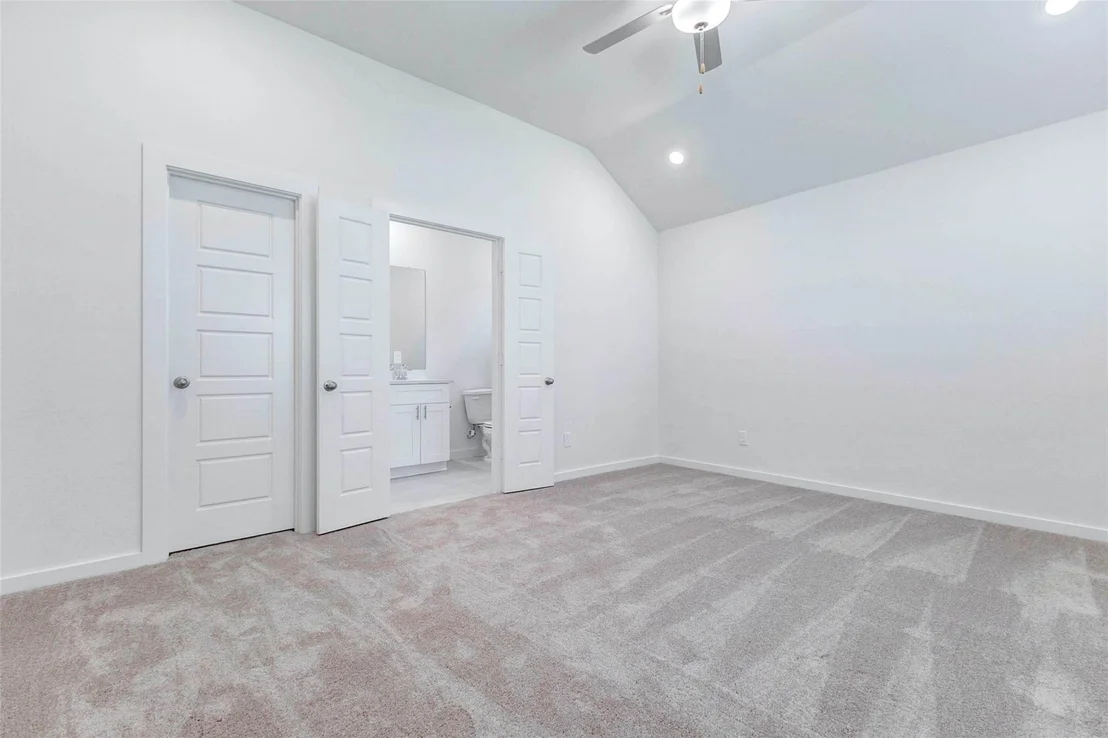 Photo of 6475 Escondido Drive
