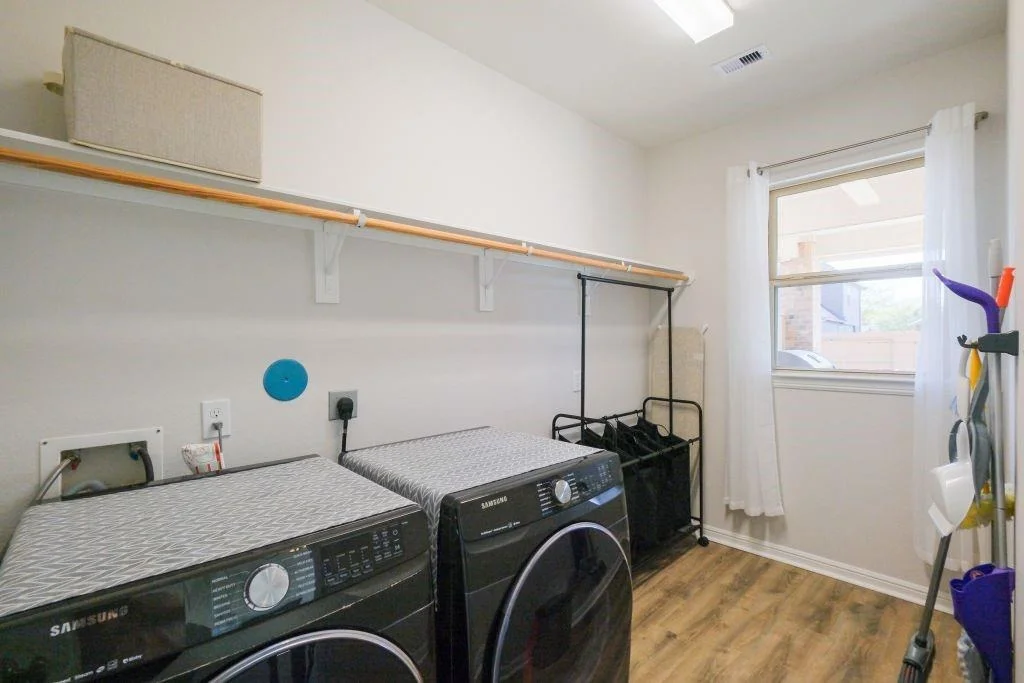 Photo of 8710 Grasswren Road
