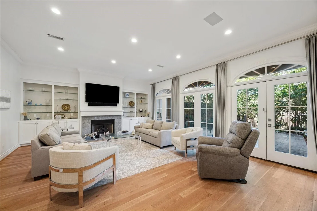 Photo of 5706 Indian Bluff