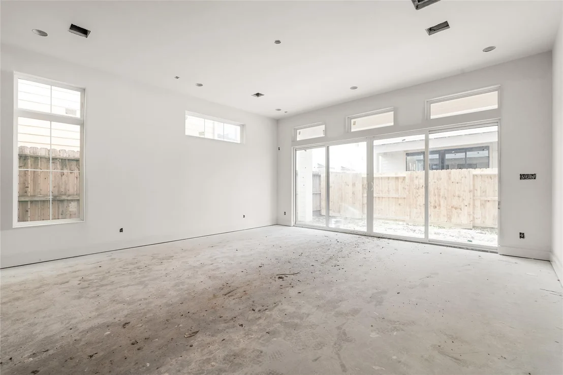 Photo of 1122 Robbie Street