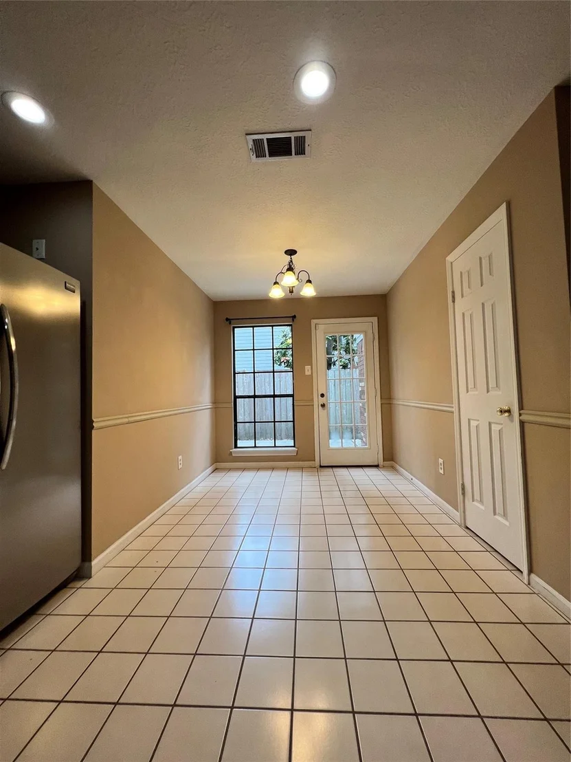 Photo of 75 W Stony Bridge Circle