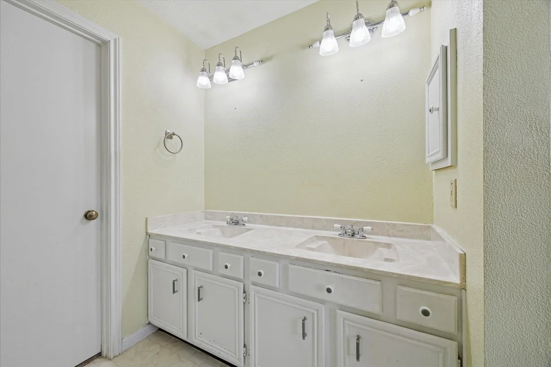 Photo of 4519 Kimball Drive