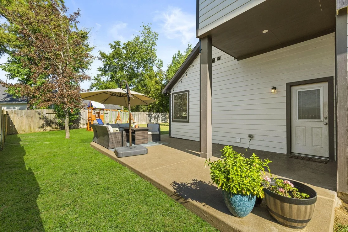 Photo of 337 Andes Drive