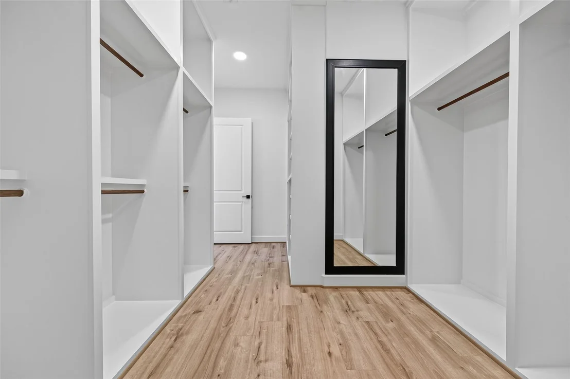 Photo of 8 Little Sorrell Court