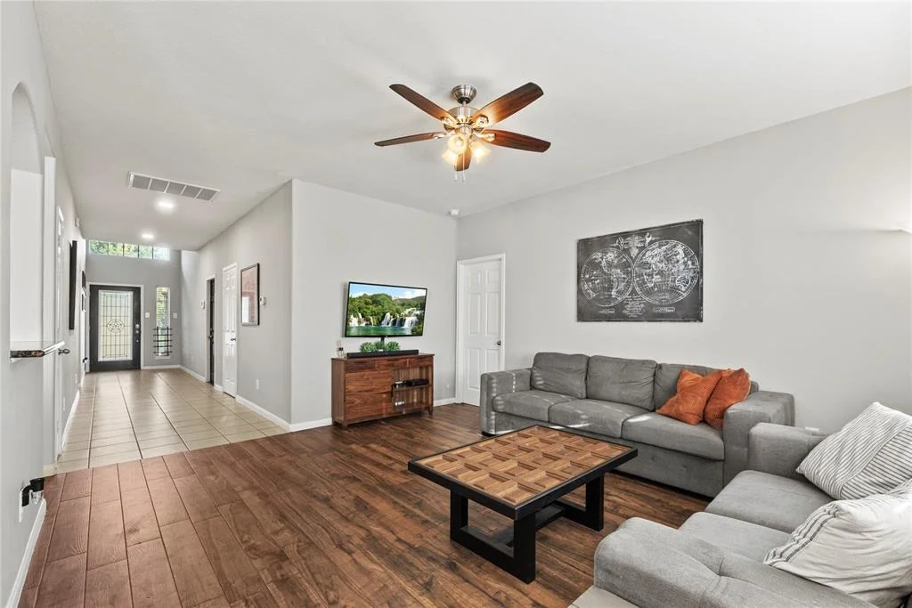 Photo of 9810 Garnet Falls Drive