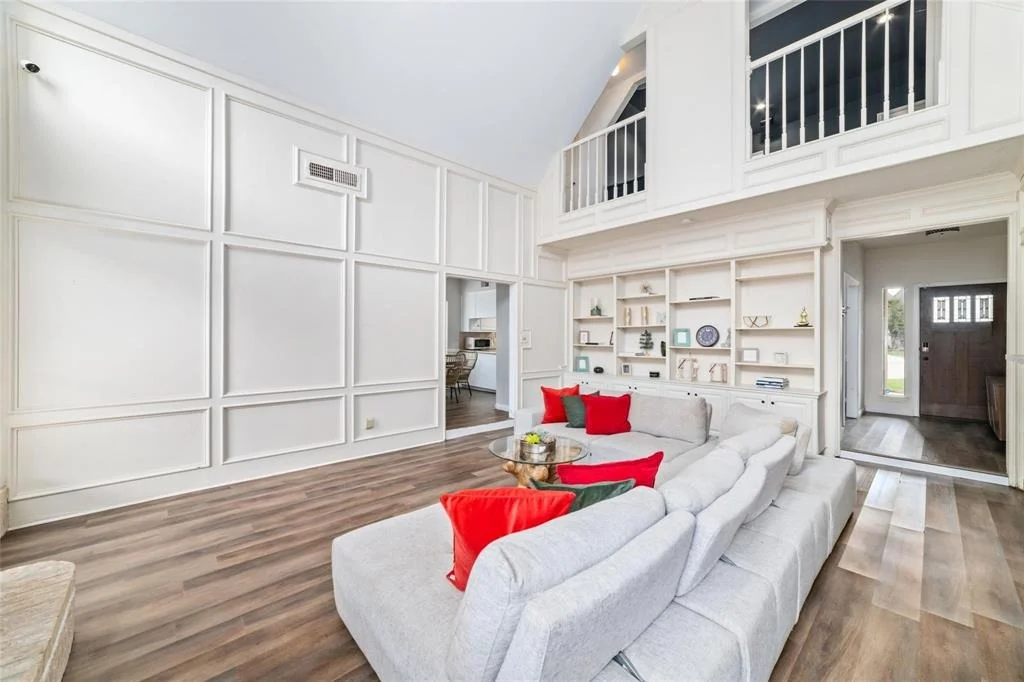 Photo of 6231 Oak Pass Drive