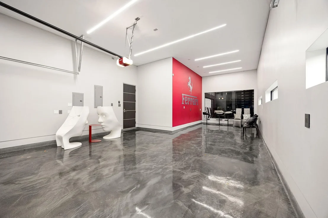 Photo of 2302 Suffolk Drive