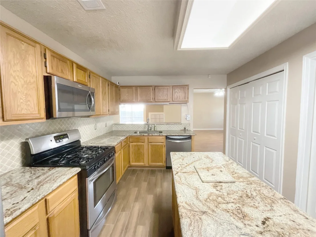 Photo of 18083 Holly Forest Drive