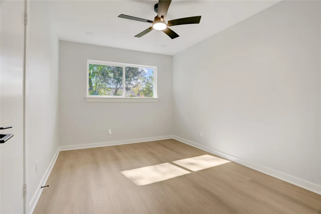 Photo of 6015 Spellman Road