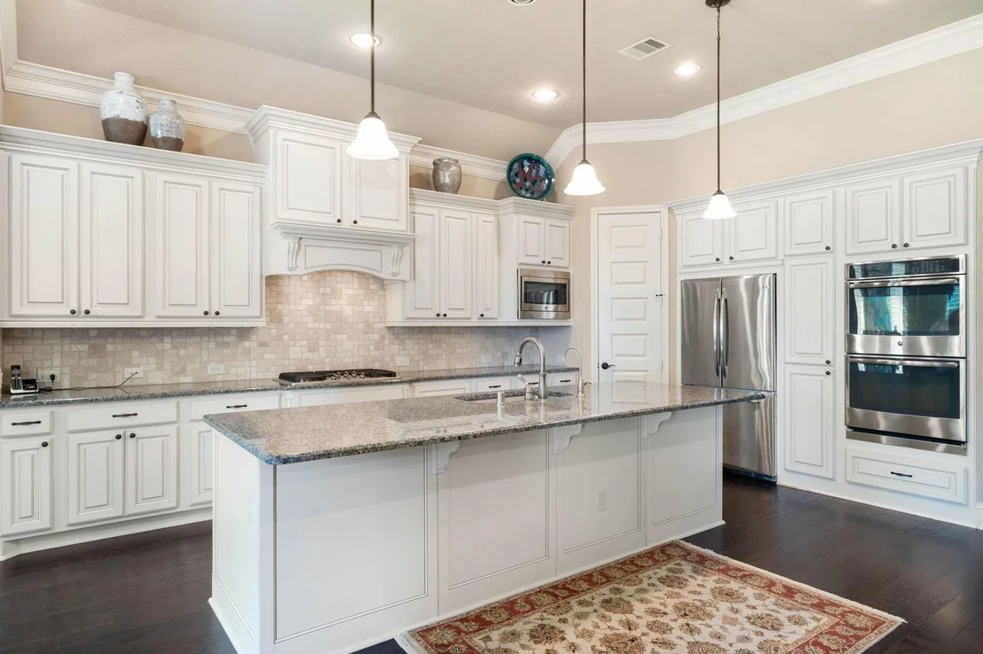 Photo of 34 Edgemont Court