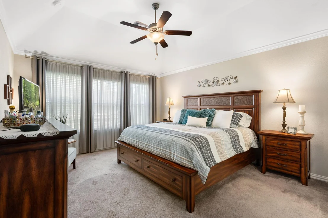 Photo of 2204 Golden Laurel Drive