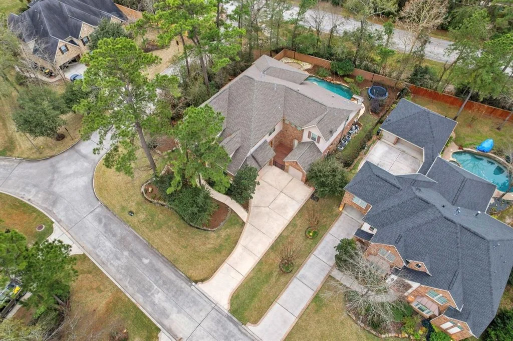 Photo of 99 Player Oaks Place
