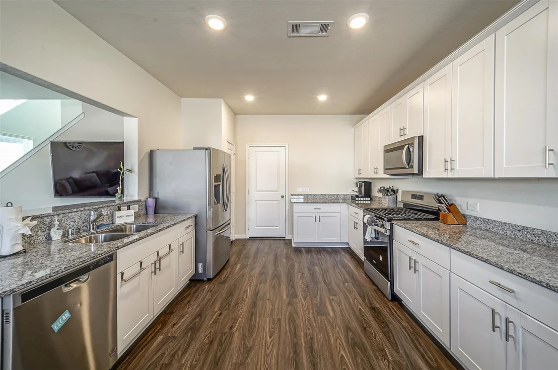 Photo of 6422 Franklin View Lane