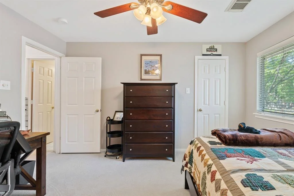 Photo of 143 N Wimberly Way