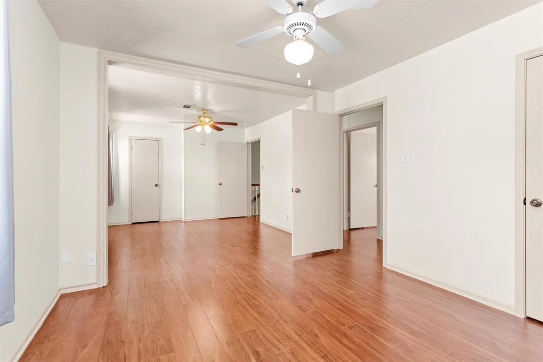 Photo of 8231 Glencliffe Lane